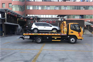 安庆汽车紧急补胎换胎救援