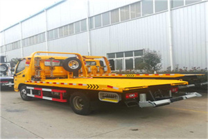 安庆附近拖车救援搭电